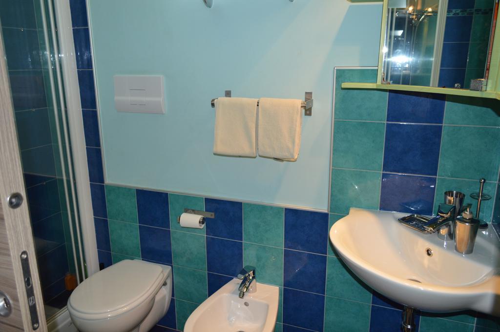 Casa Dei Saraceni Hotell Sant'Agata  Rum bild